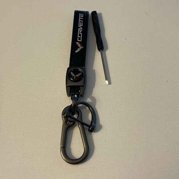 Corvette Key Fob Keychain in Black Leather NWT - Picture 2 of 4
